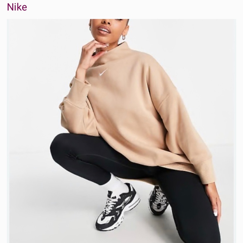 Nike Tan Relaxed Fit Sweatshirt